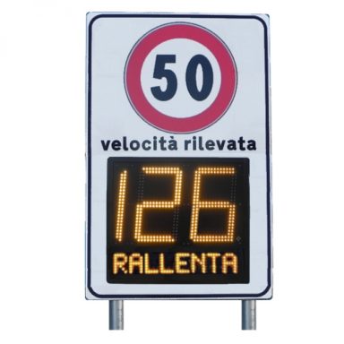 Dissuasore di velocità modello SPEED DISPLAY con RALLENTA