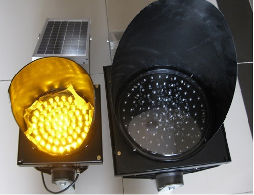 ART. ST-TSL-200 60 led lampeggianti colore giallo o rosso